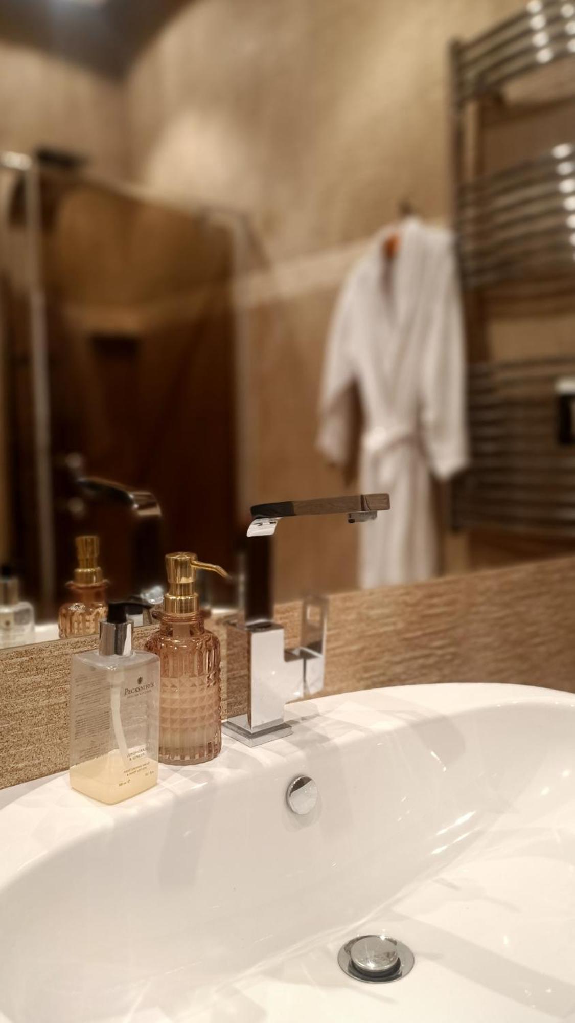 Luxury Room Well Located Częstochowa Eksteriør bilde